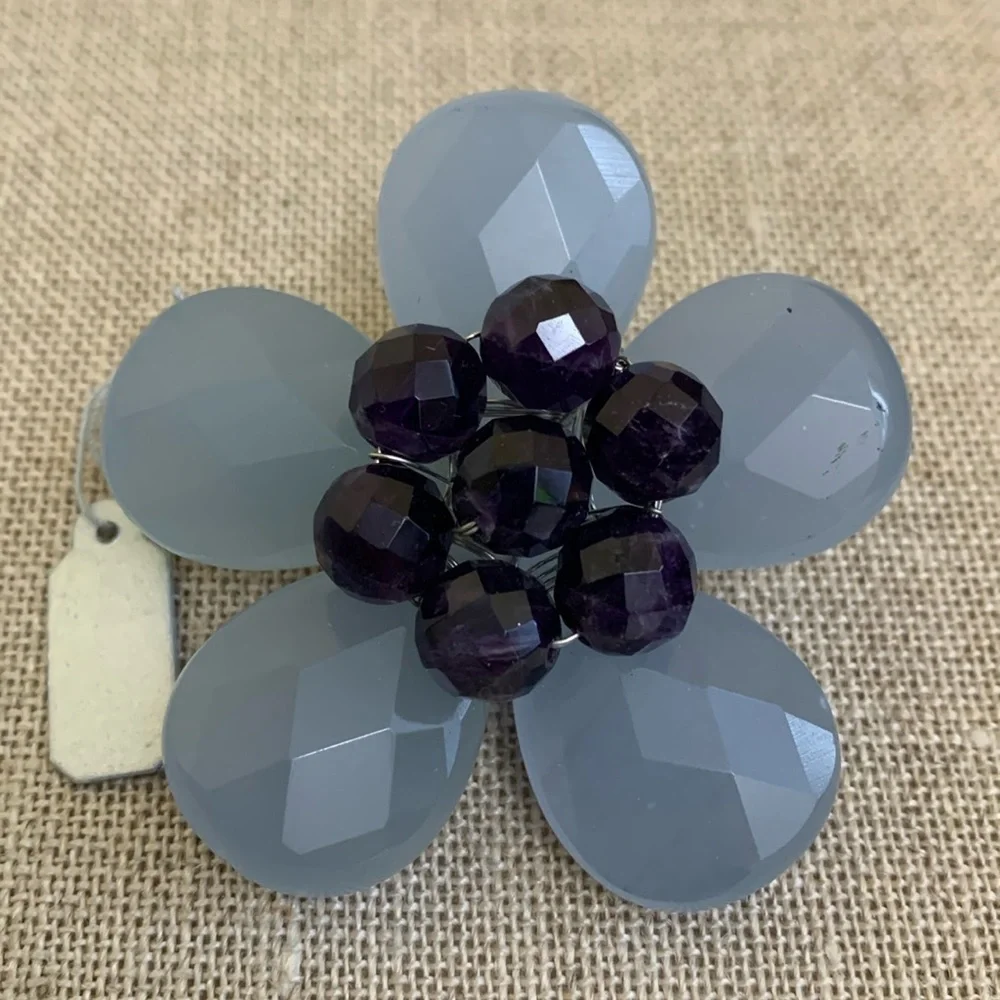 Handmade Vintage Lucite Wearable 3 Dimensional Art Floral Pin Brooch